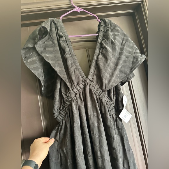 Shona Textured Plaid Maxi Dress Black from Arula - size A (1x) - Picture 3 of 5